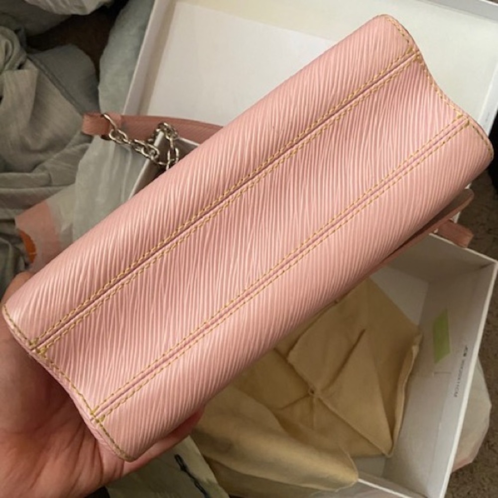 🦄Limited Edition🦄Louis Vuitton twisted bag - Picture 10 of 16